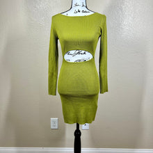 Load image into Gallery viewer, House of Harlow 1960 green ribbed dress long sleeve baddie size S party
