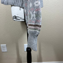 Load image into Gallery viewer, Pink Rose heather gray sweater pink geometric plaid V neck long sleeve size M