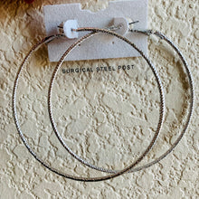 Load image into Gallery viewer, Big Hoops Earring