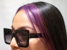 Load image into Gallery viewer, Big Chic Shades, Black Oversized sunglasses