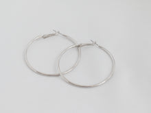 Load image into Gallery viewer, Solid Hoops Earring,