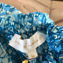 Load image into Gallery viewer, House of Harlow 1960 women top blue floral off shoulder top size M