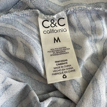 Load image into Gallery viewer, C&C California women sweater V Neckline long sleeve sweater