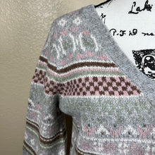 Load image into Gallery viewer, Pink Rose heather gray sweater pink  geometric plaid V neck long sleeve size M
