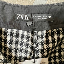 Load image into Gallery viewer, ZARA black shorts women  knit checker pattern shorts size M
