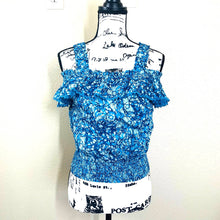 Load image into Gallery viewer, House of Harlow 1960 women top blue floral off shoulder top size M
