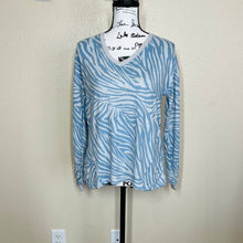 Load image into Gallery viewer, C&amp;C California  women sweater V Neckline long sleeve sweater
